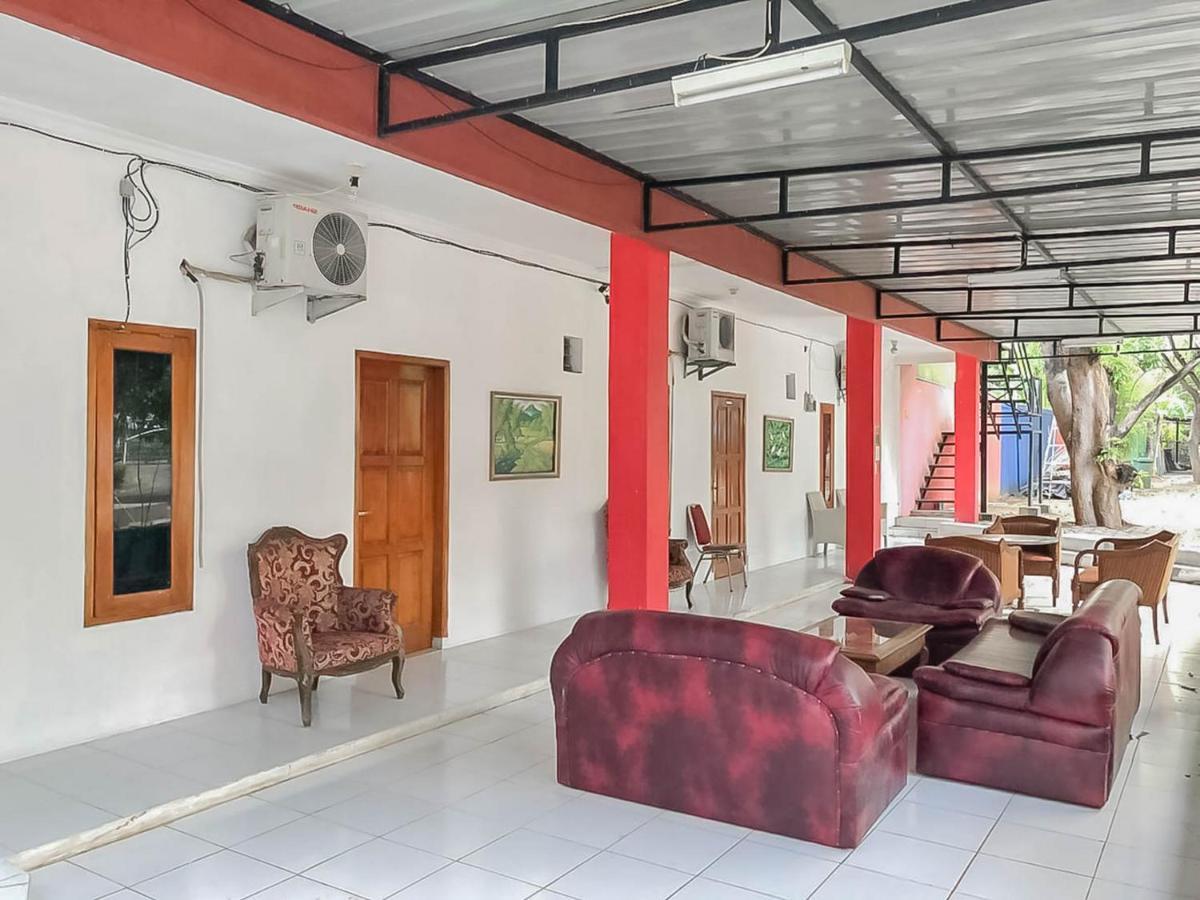 Rumah Panggung Guest House Syariah Mitra Reddoorz Cirebon Εξωτερικό φωτογραφία